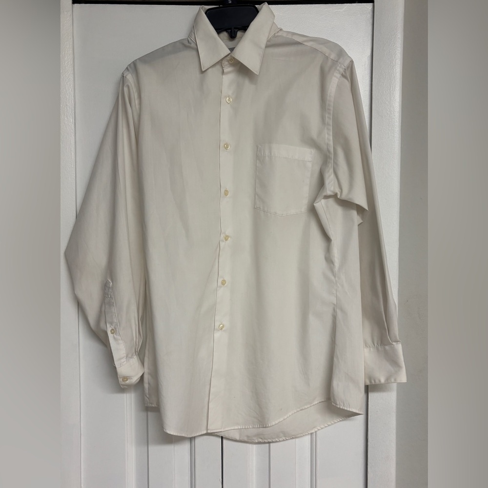 VanHeusen White button down shirt